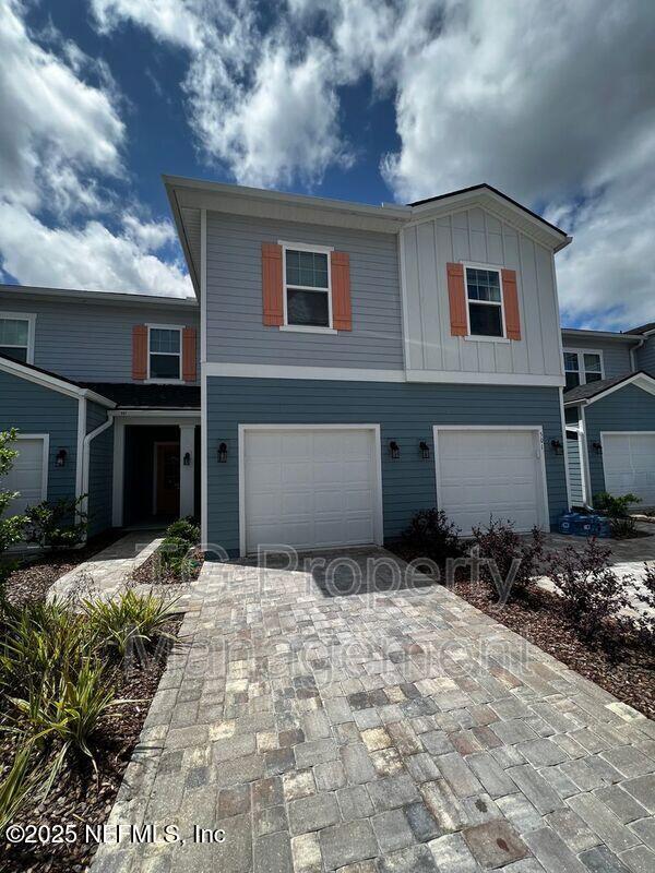 Building Photo - 497 Pine Bluff Dr