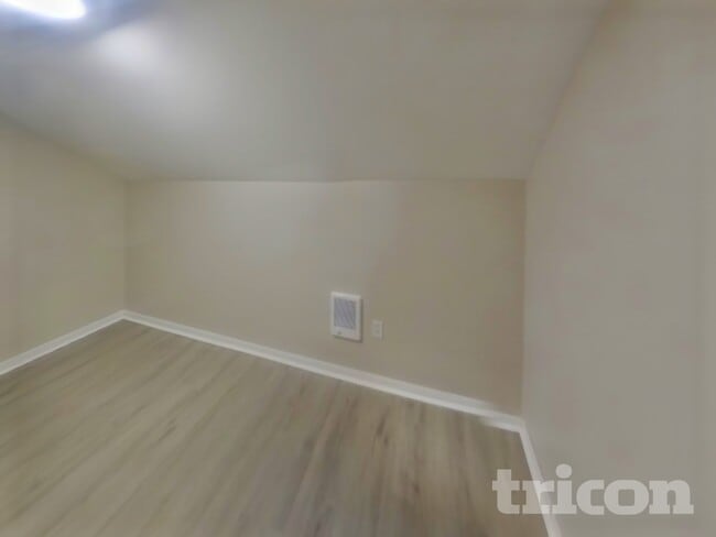 Building Photo - 3910 Scott Ave N