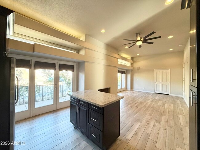 Building Photo - 15615 Chicory Dr