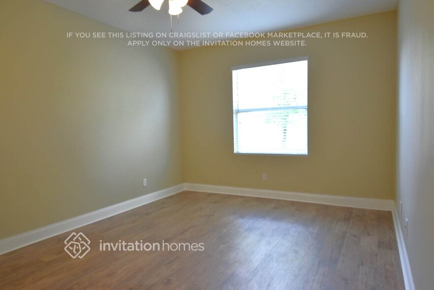 Building Photo - 4150 Caparosa Cir