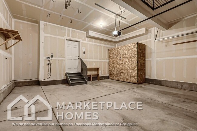 Building Photo - 12421 E 105th Pl