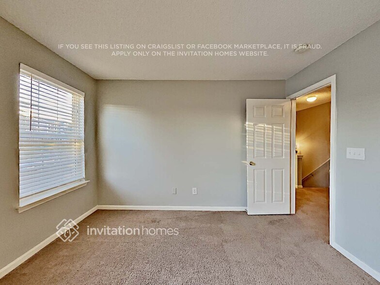 Building Photo - 4262 Everest Dr