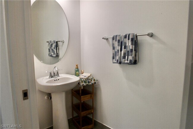 Building Photo - 26390 Coco Cay Cir