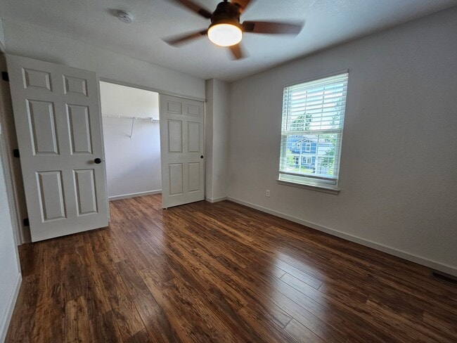 Building Photo - Super Beautiful Englewood 3 Bedroom Home A...