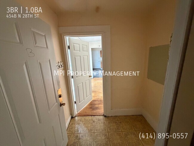 Building Photo - 454B N 28TH ST-
