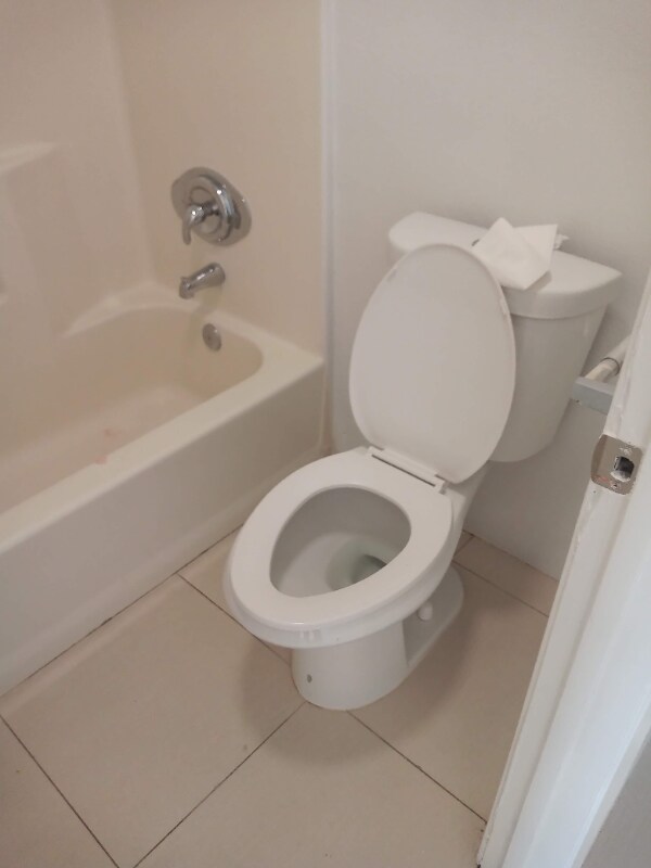 Building Photo - 9591 Palm Dr