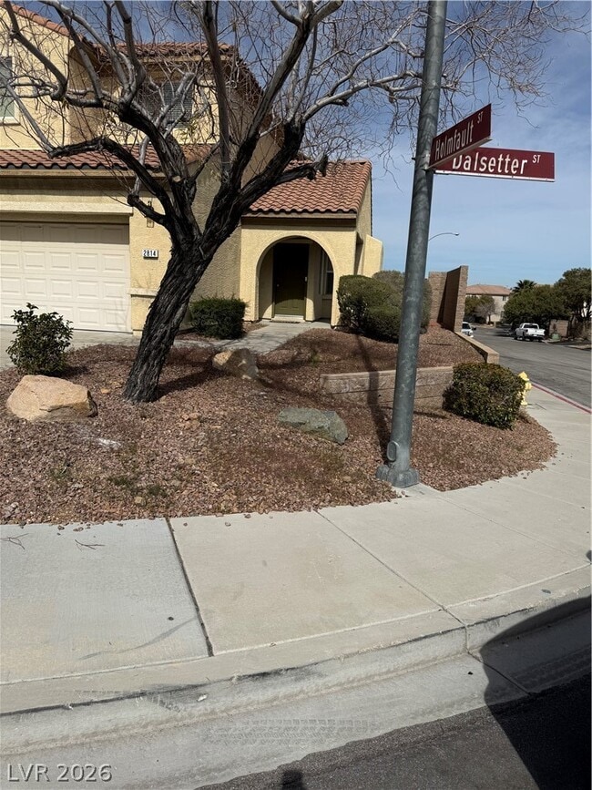 Building Photo - 2814 Dalsetter Dr