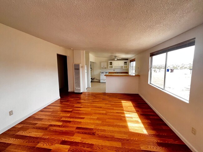 Building Photo - Libby's Realty 29 Palms Rental 2bedroom 1 ...