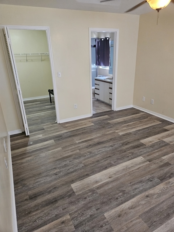 Building Photo - 13100 Brookshire Lake Blvd