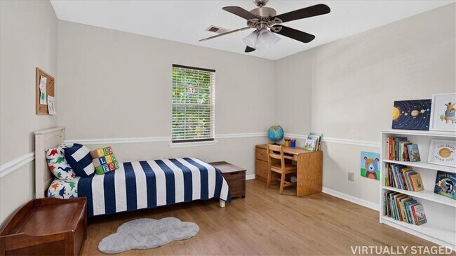 Building Photo - 115 Hubbard Dr