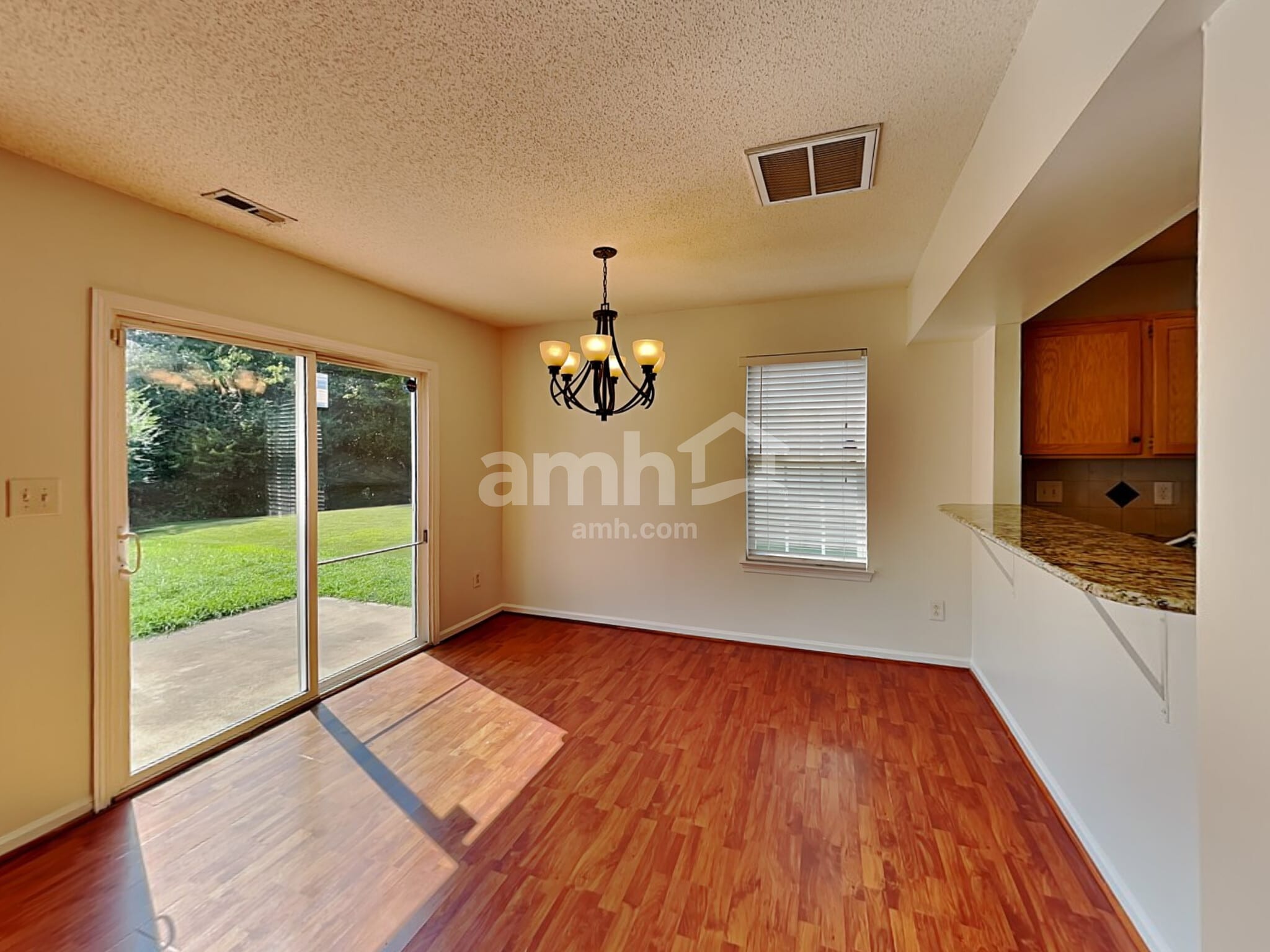 Building Photo - 8820 Cornwall St