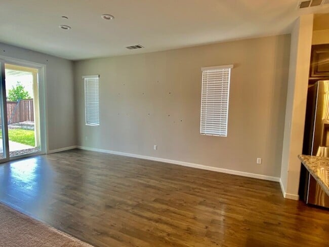 Building Photo - ALMOST NEW, UNIQUE 4 BEDROOM, 3 BATH, 2 CA...