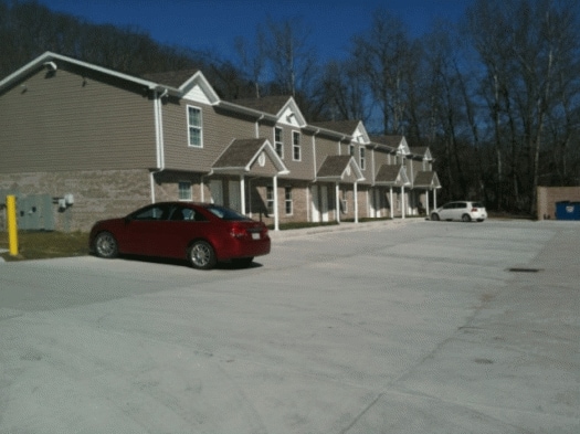 Primary Photo - River Island Apartments
