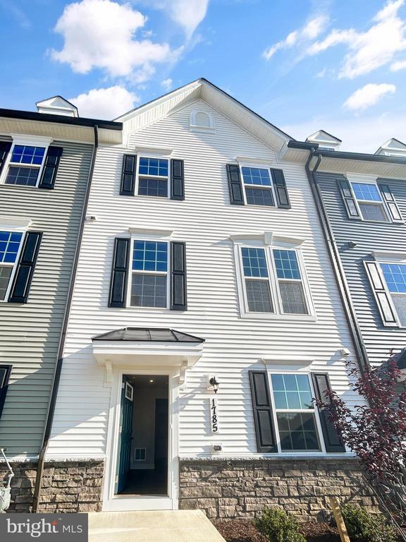 Building Photo - 1785 Atlas Dr