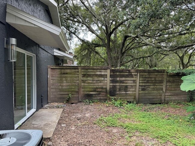 Building Photo - 3818 Valley Tree Dr