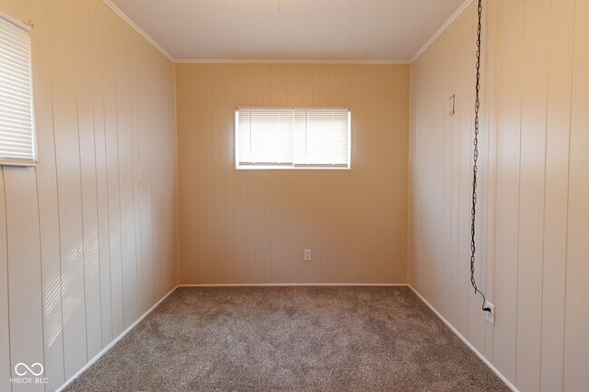 Building Photo - 5866 Shimer Ave