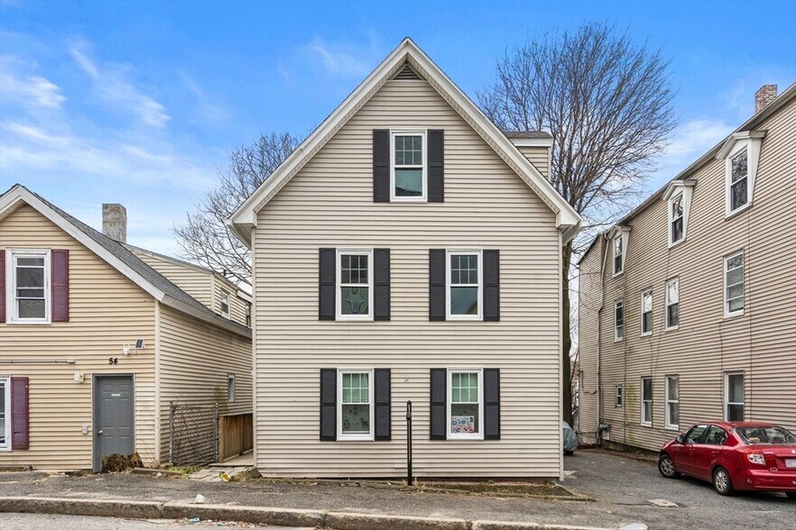 Primary Photo - 52 Elliot St