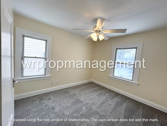 Building Photo - 3 Bed 1.5 Bath Home in West Toledo