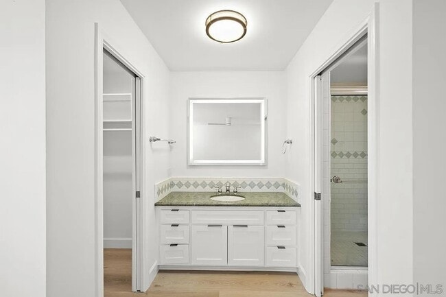 Building Photo - 325 S Sierra Ave