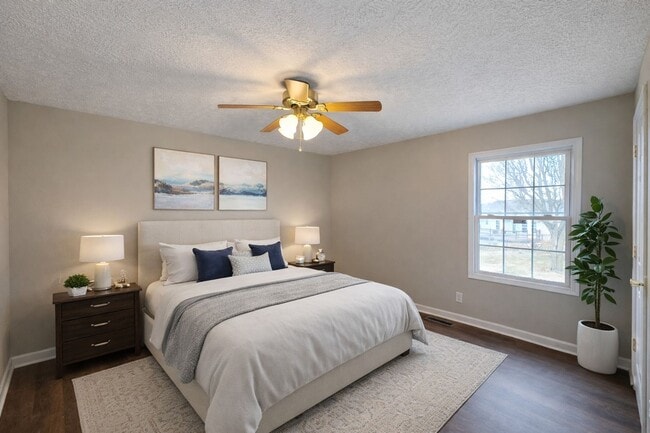 Building Photo - Beautiful 3 Bedroom 2 Bath Home