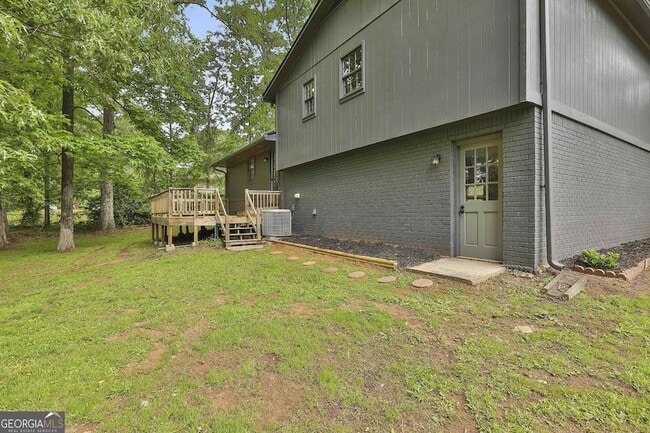 Building Photo - 157 Hyde Cir