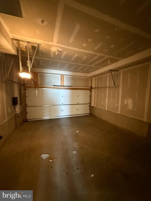 Building Photo - 6611 Eames Wy