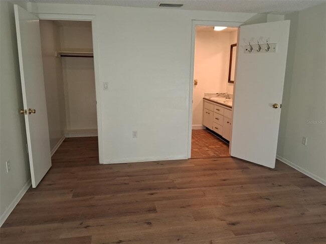Building Photo - 12406 Weatherstone Row