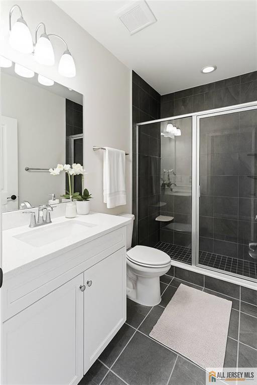 Building Photo - 4 Barton Ave