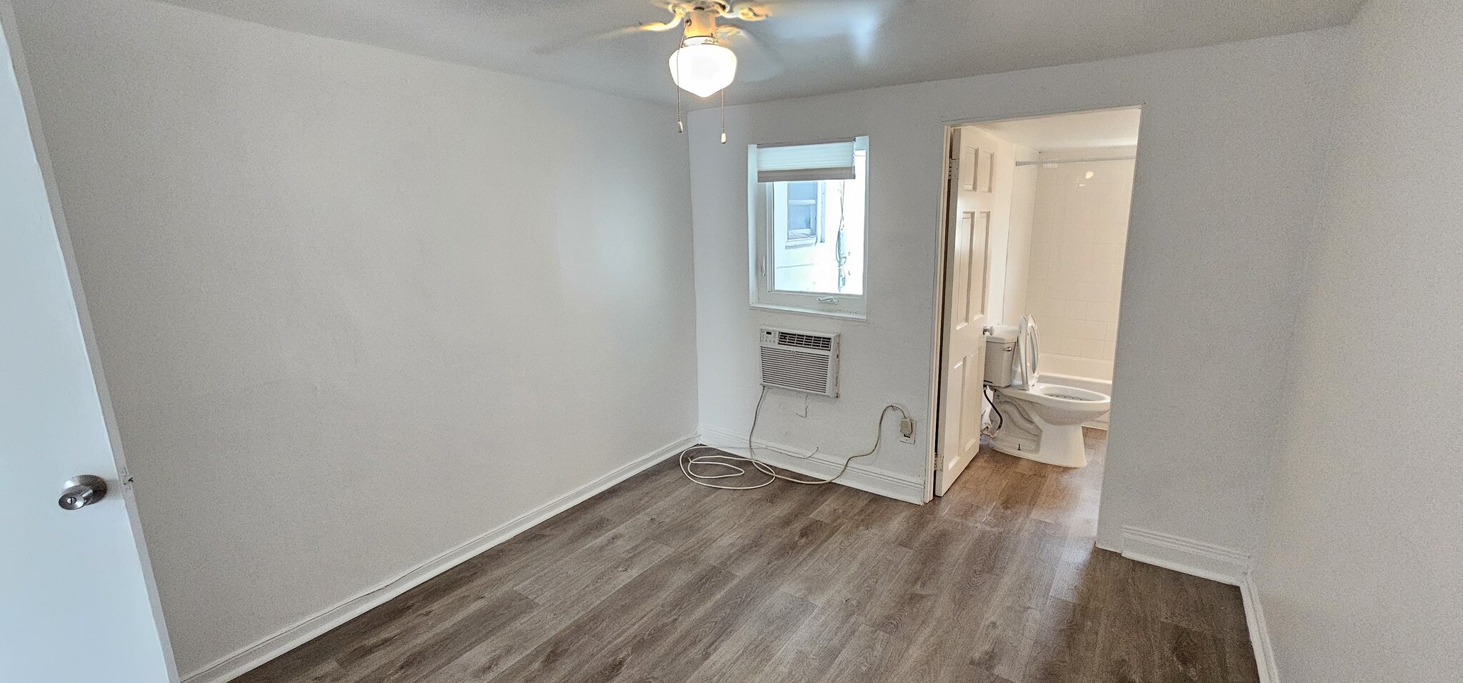 Building Photo - 1820 Roosevelt St