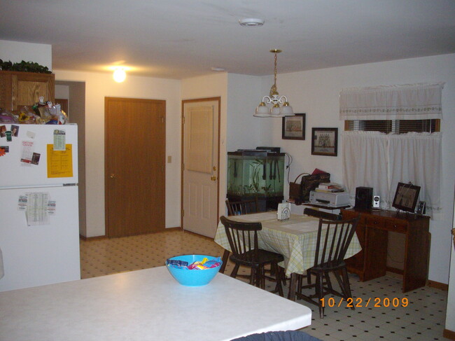 dining area - 4615 Kappus Dr