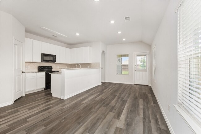 Building Photo - 3614 Judges Dr