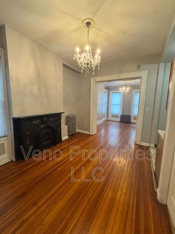 Building Photo - 293 Hudson Ave