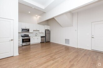 Building Photo - Recently Renovated 2 Bed 1 Bath in Great P...