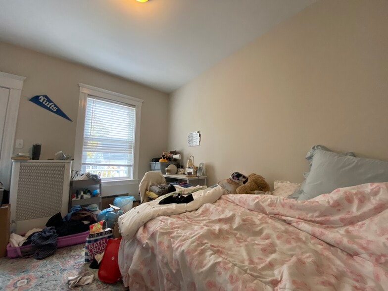 Building Photo - 6 Westminster St