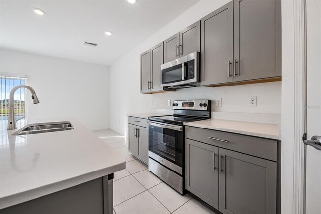 Building Photo - 2419 Paravane Wy