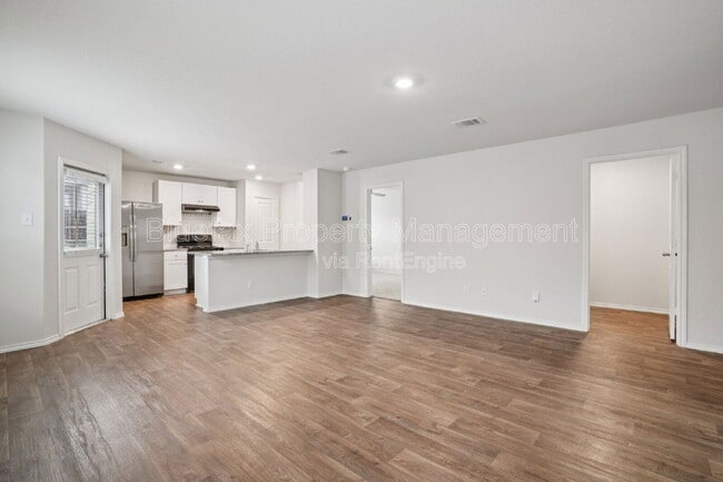 Building Photo - 3322 Stoney Knoll