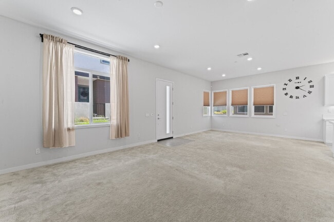 Building Photo - 26912 W Winding Trail Ct