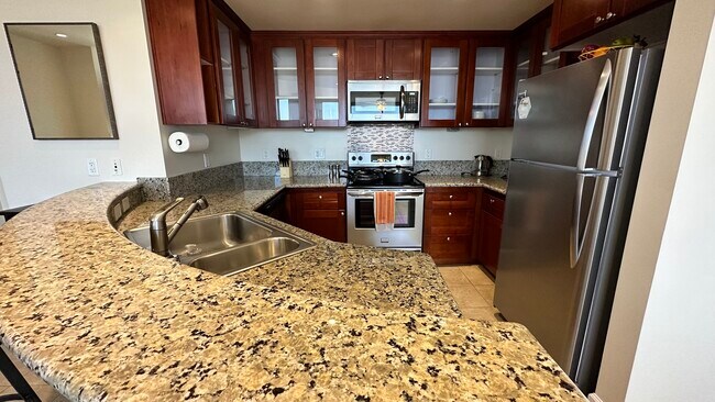 Building Photo - 450 N Arlington Ave