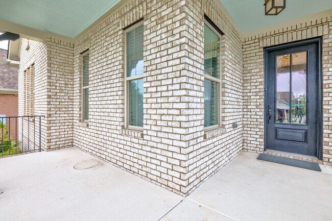 Building Photo - 775 Westcott Ln