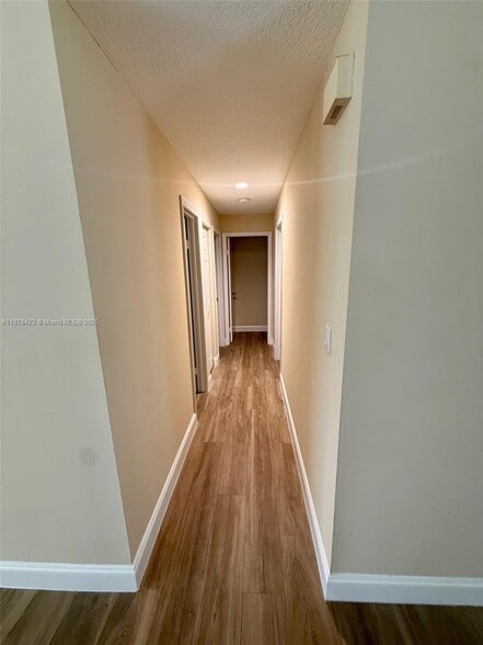 Building Photo - 11561 SW 51st Ct