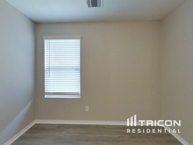 Building Photo - 4002 Stanley Park