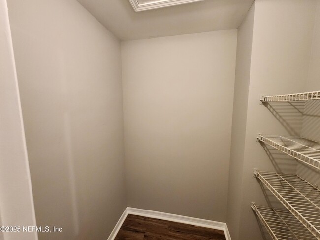 Building Photo - 7605 Melissa Ct N