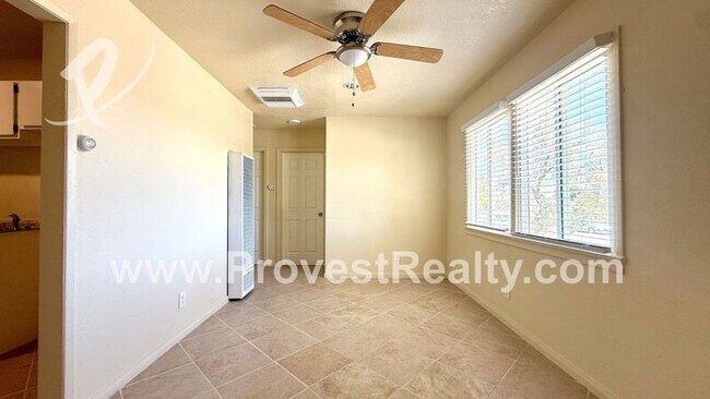 Building Photo - 15034 Sequoia St
