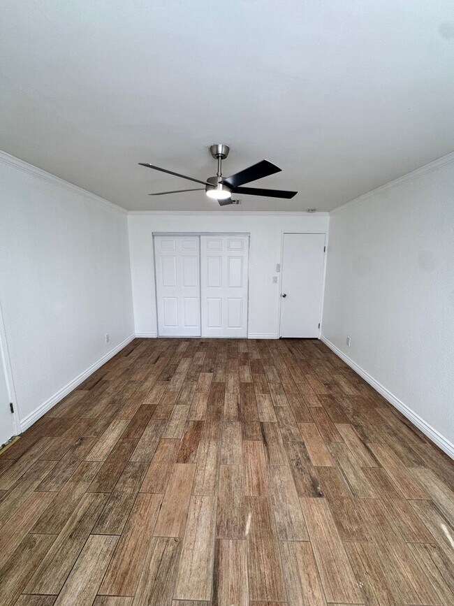 Building Photo - 14942 Cerritos Ave