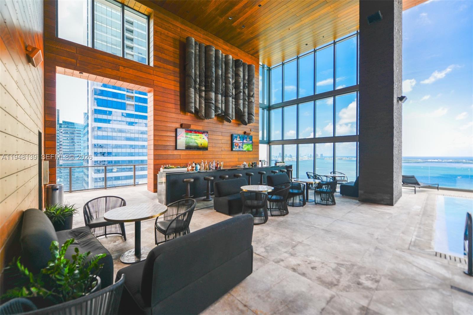 Building Photo - 1451 Brickell Ave