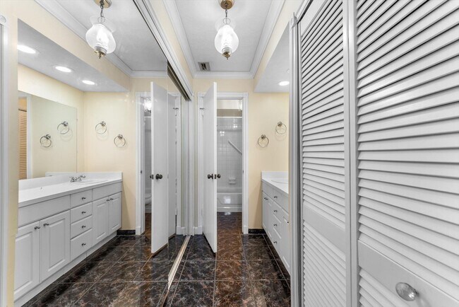 Building Photo - 8000 Lagos De Campo Blvd