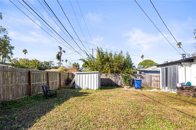 Building Photo - 132 81st Ave N