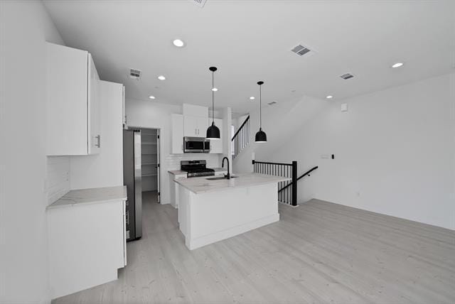 Building Photo - 7207 Mohawk Dr