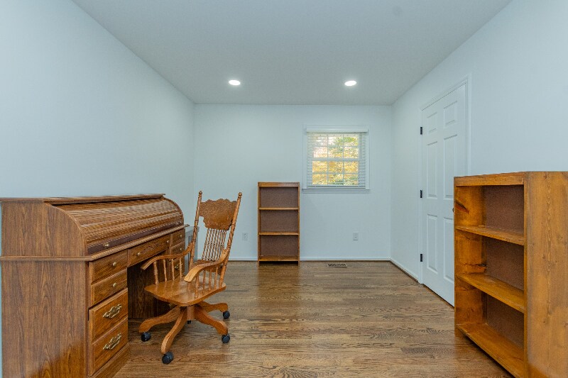 Building Photo - 1060 Kerner Rd