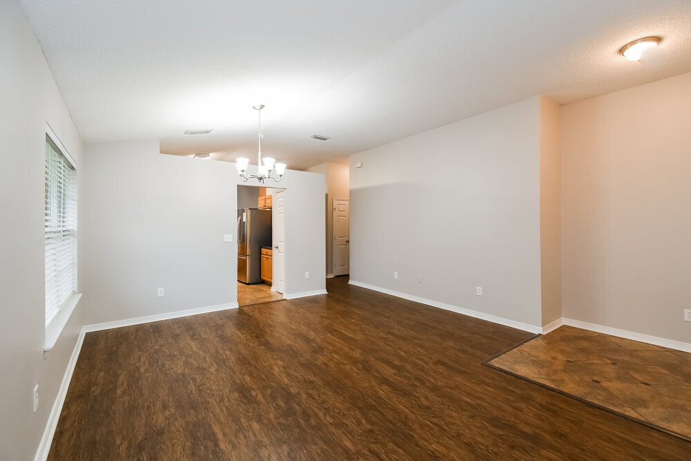 Building Photo - 2530 Fox Hill Ln